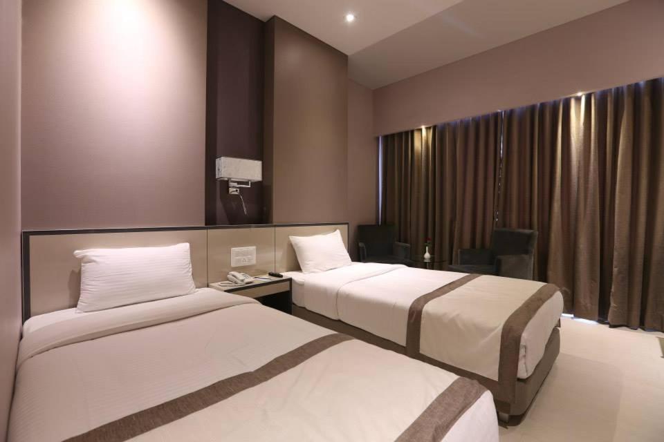 Amaya Bareilly Extérieur photo